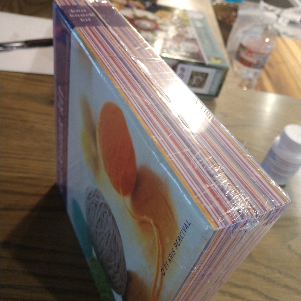Knitting kit - Picture 2 of 4